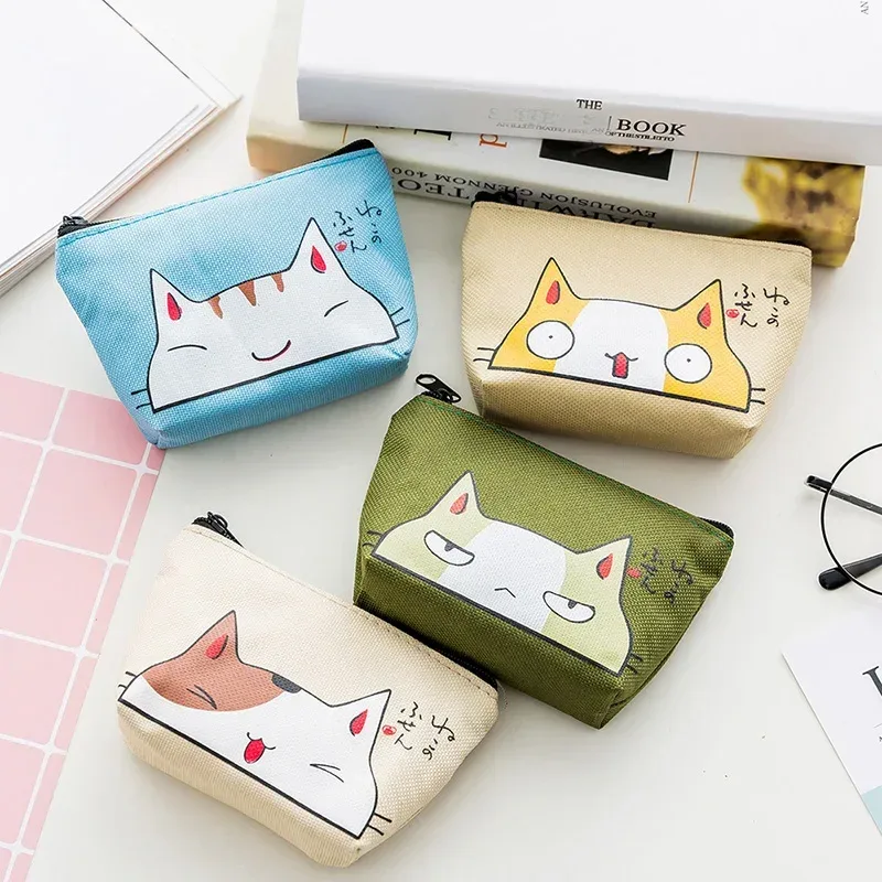 Floral Fabric Coin Purse Chic & Compact Style - Image 5