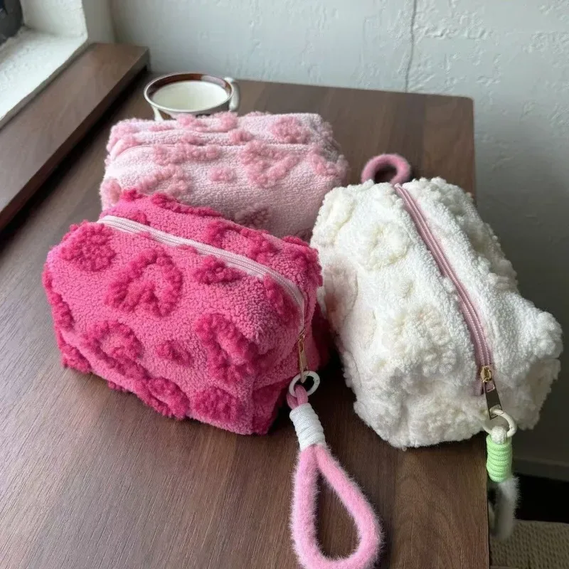 Charming Plush Love Print Cosmetic Pouch with Handle – Soft Travel Makeup Organizer & Clutch