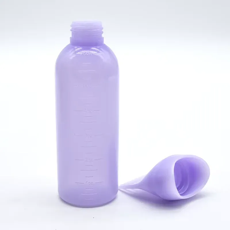 Professional Scalp Treatment & Hair Dye Applicator Bottle with Comb Tip for Salon or Home Use - Image 4